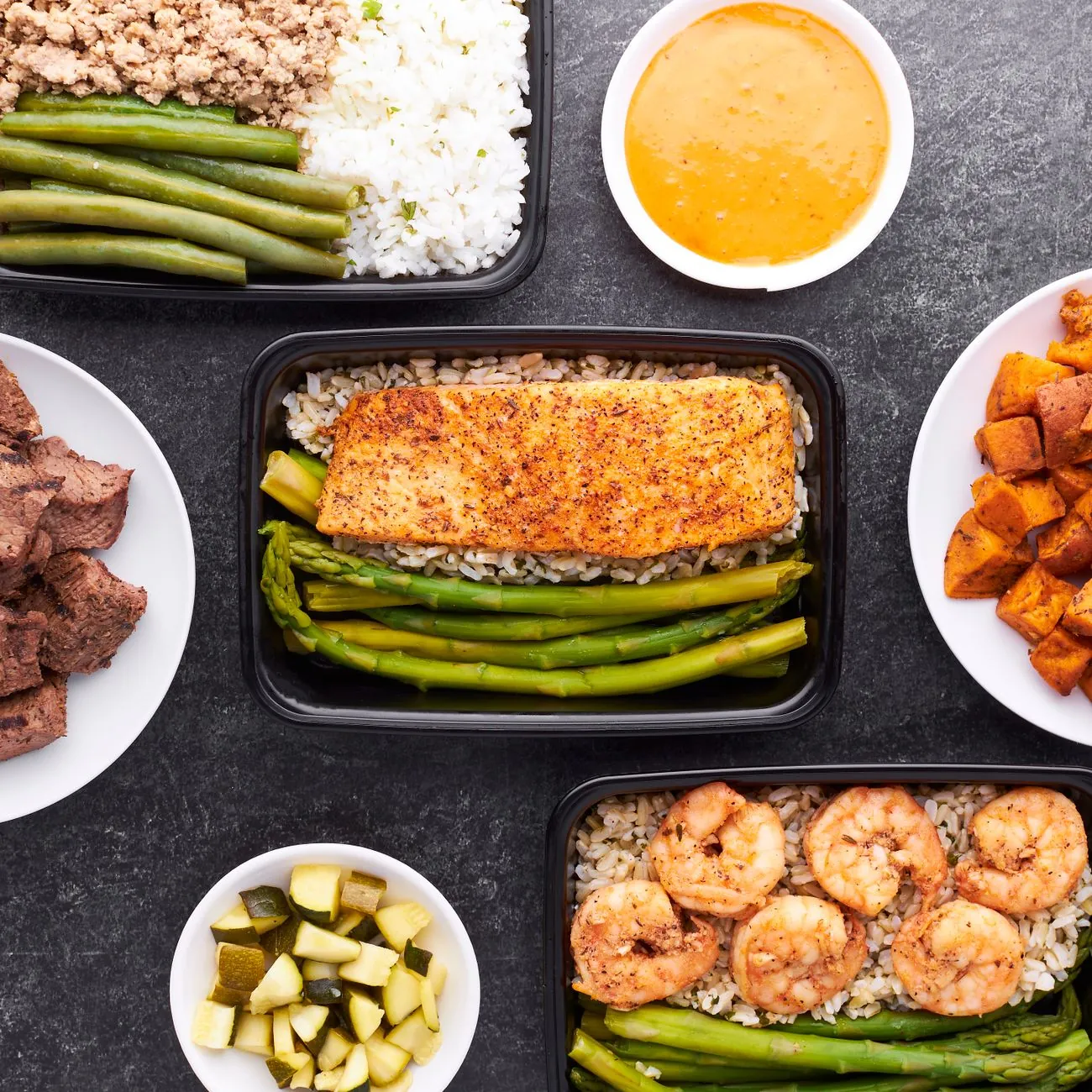 Voedingsplan met weekmenu en verse ingrediënten